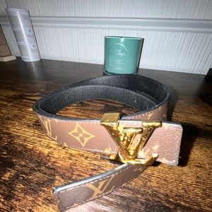Louis Vuitton belt